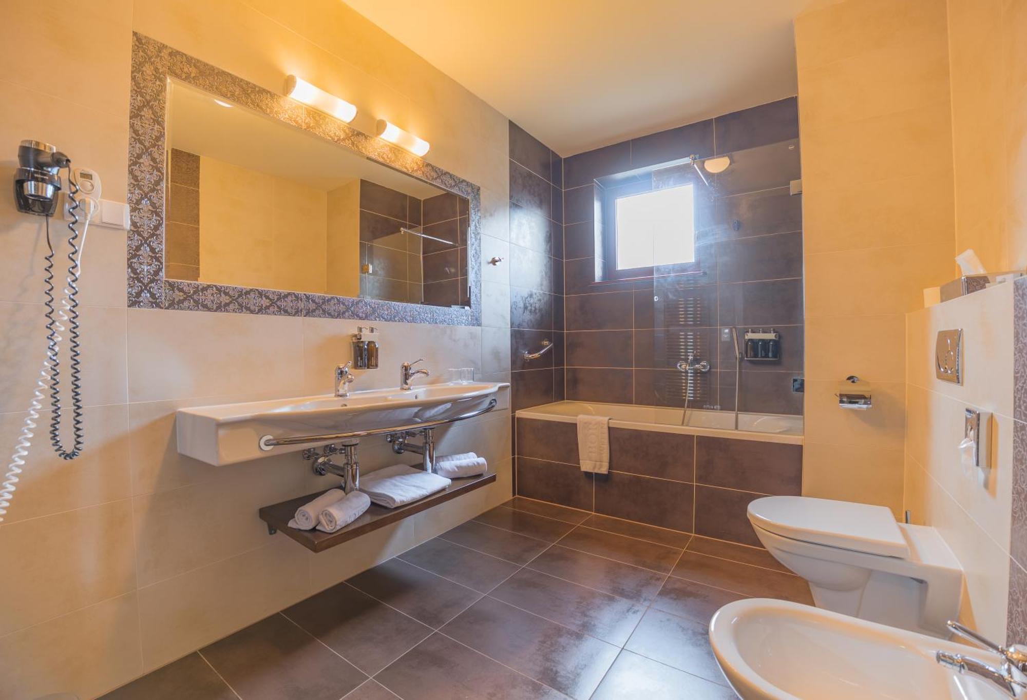 Aplend Wellness Hotel Borovica Štrbské Pleso المظهر الخارجي الصورة