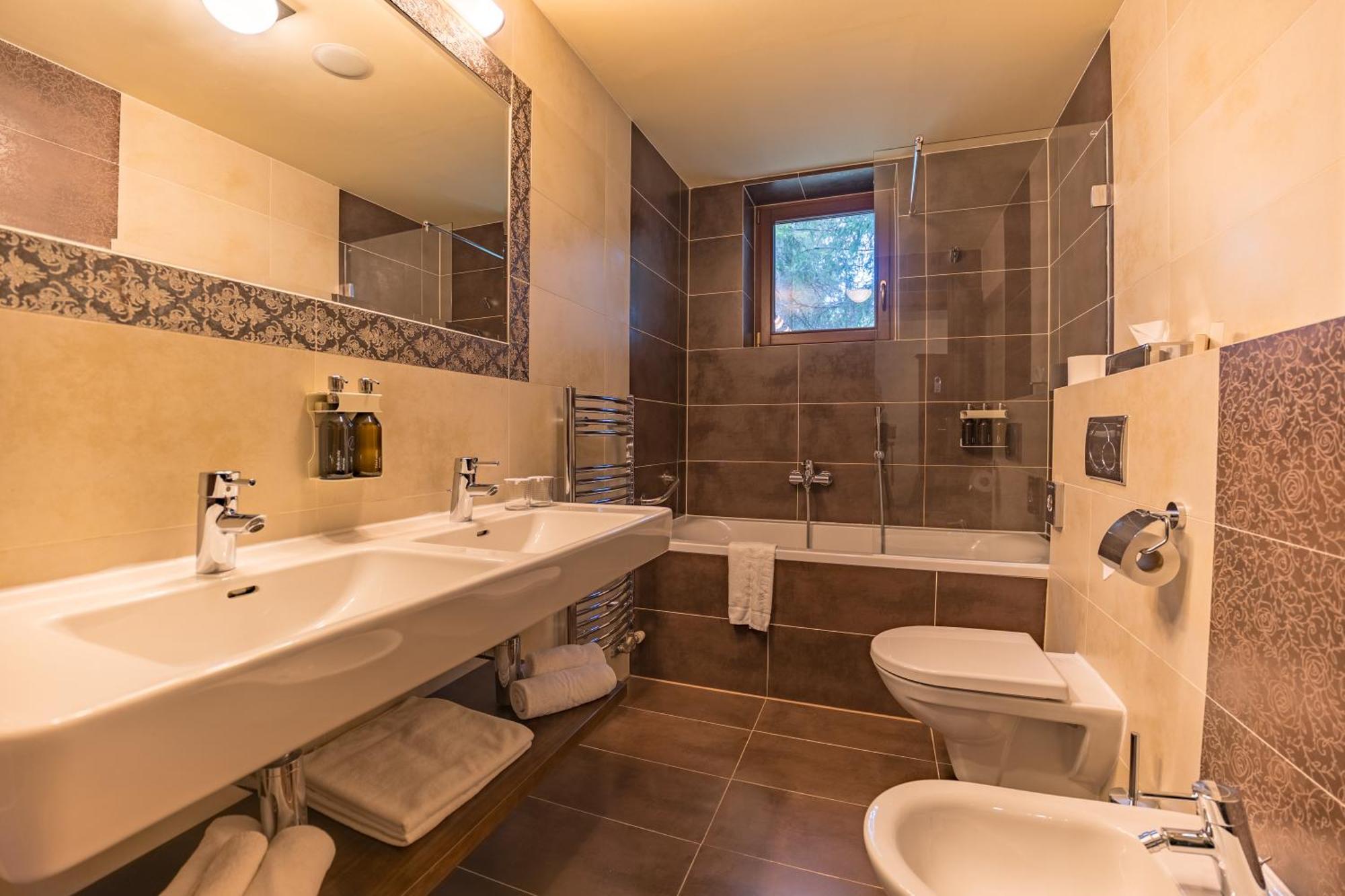 Aplend Wellness Hotel Borovica Štrbské Pleso المظهر الخارجي الصورة